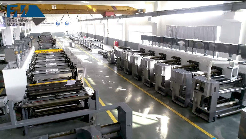 Maszyna do druku flexo typu rękaw z automatycznym systemem załadunku i rozładunku