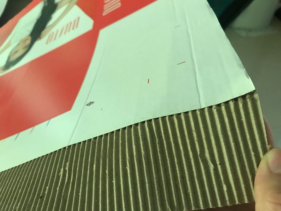 Maszyna do drukowania fleksograficznego z kartonami falistnymi z maksymalną szerokością sieci 1020 mm