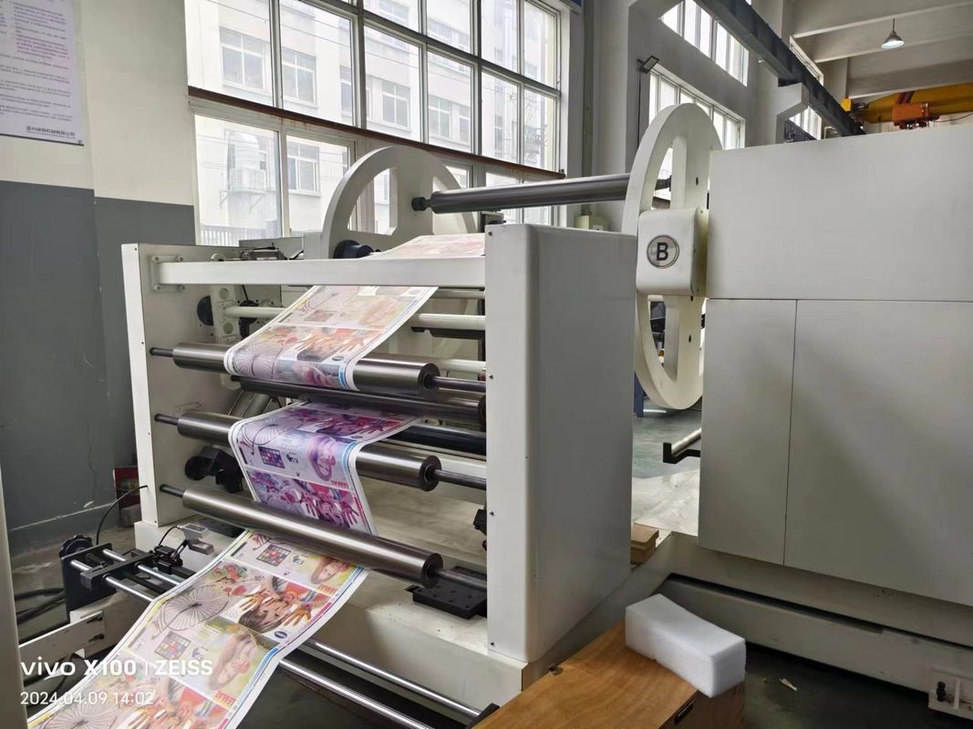 Maszyna do druku fleksograficznego typu pionowego kaskadowego do materiałów papierowych nienasypanych