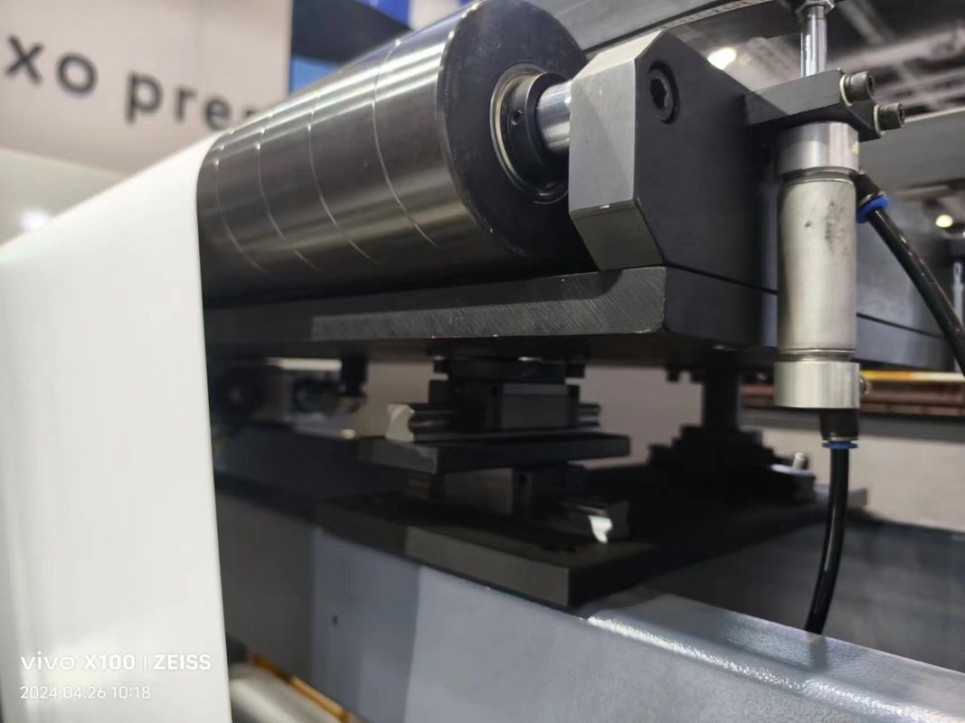 Wysokiej precyzji drukarka Flexo z 360 stopniami regulacji płyty